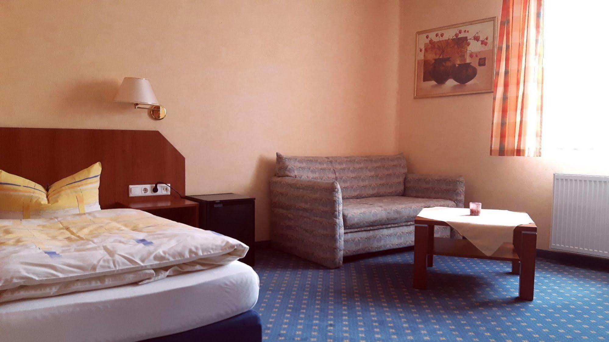 Hotel Evabrunnen ビショフスヴェルダ エクステリア 写真
